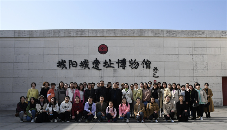 學精神 續血脈——信陽市中醫院開展“三八”節博物館參觀活動